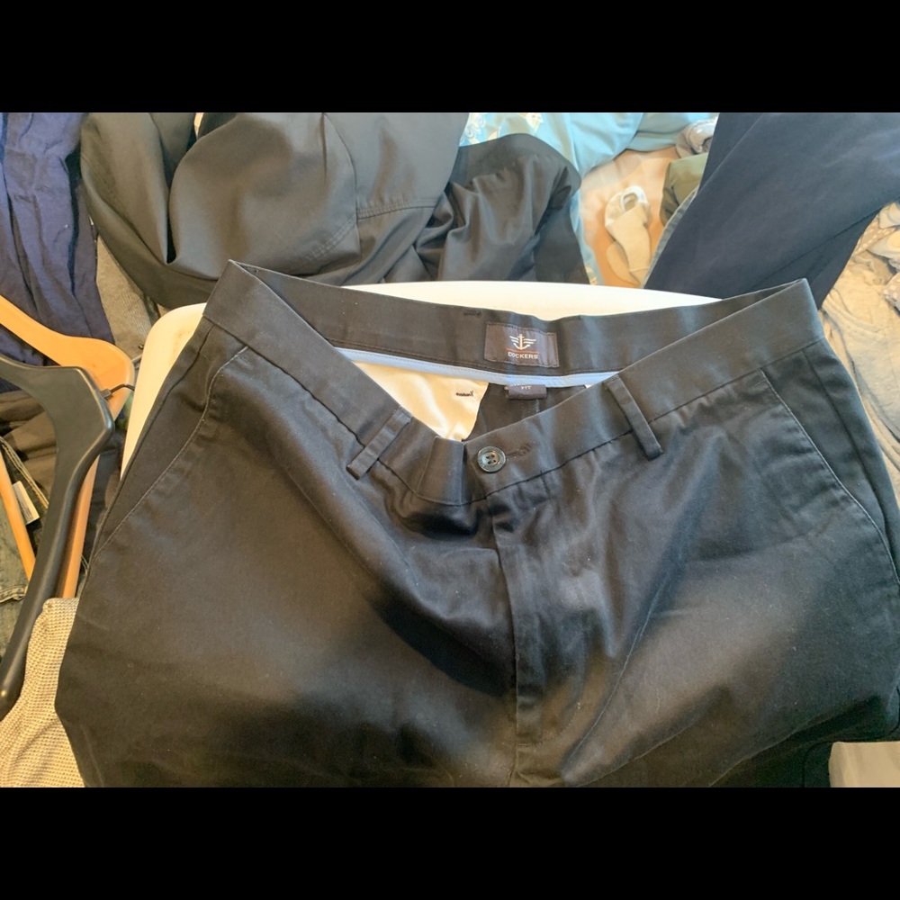 Black dockers khakis